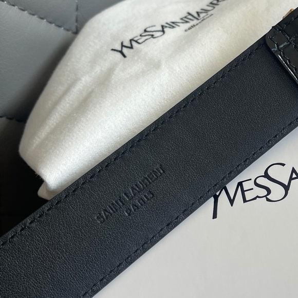 Saint Laurent Cassandre thin belt - Picture 5 of 8